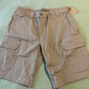 NWT Men’s Duluth Flex Fire Hose Cargo Shorts Size 36